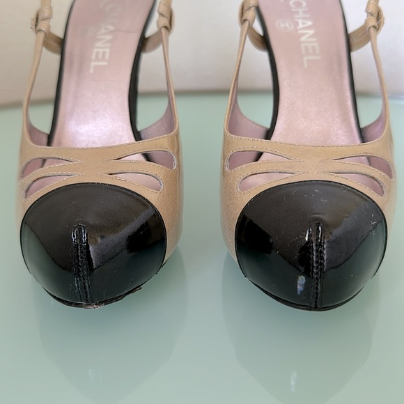 CHANEL Vintage Slingback Pumps 2009 Collection Patent Leather CC Logo Size 8 1/2 - Picture 2 of 9